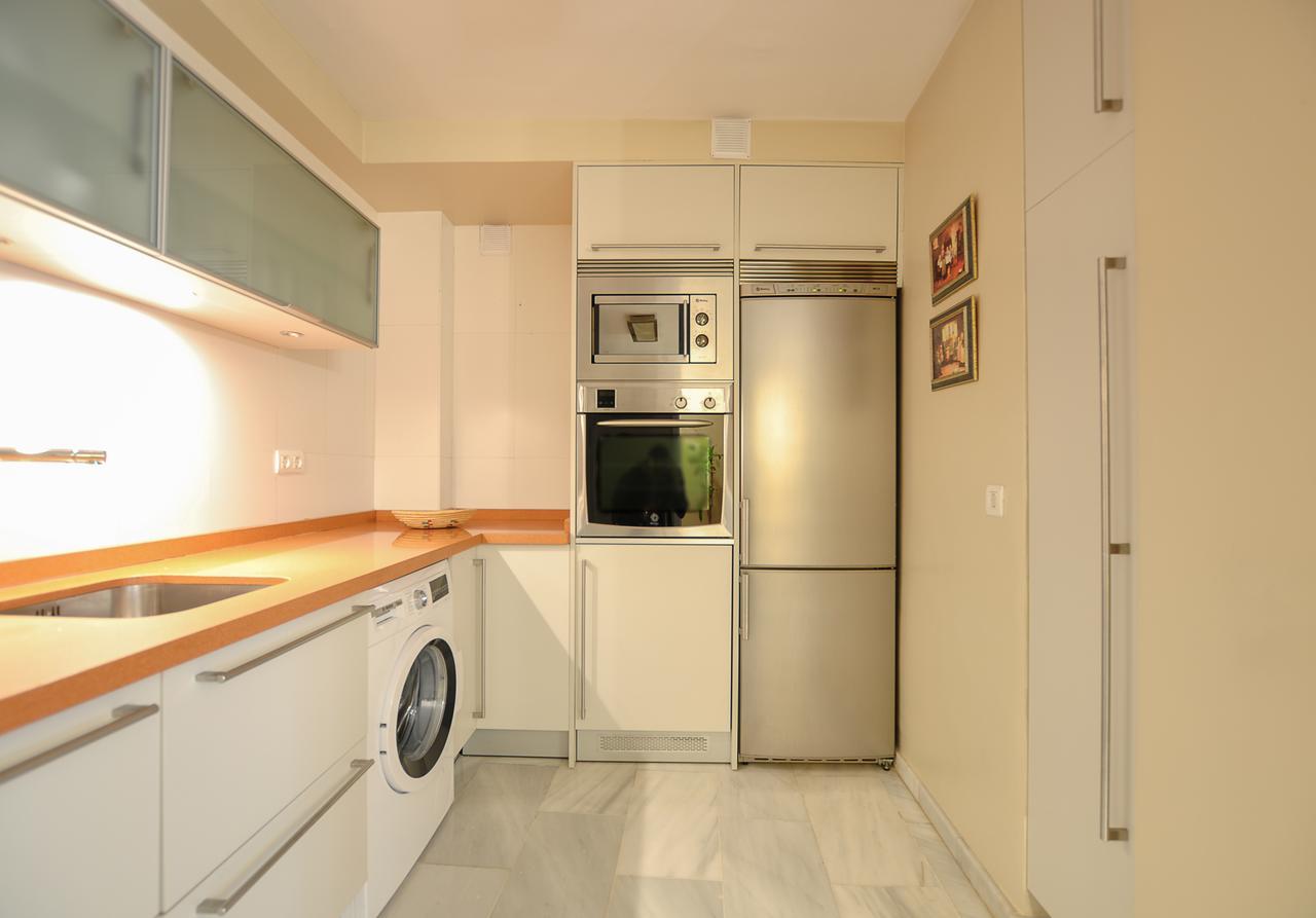 RENTHAS Plaza Flores Apartment Málaga Exterior foto